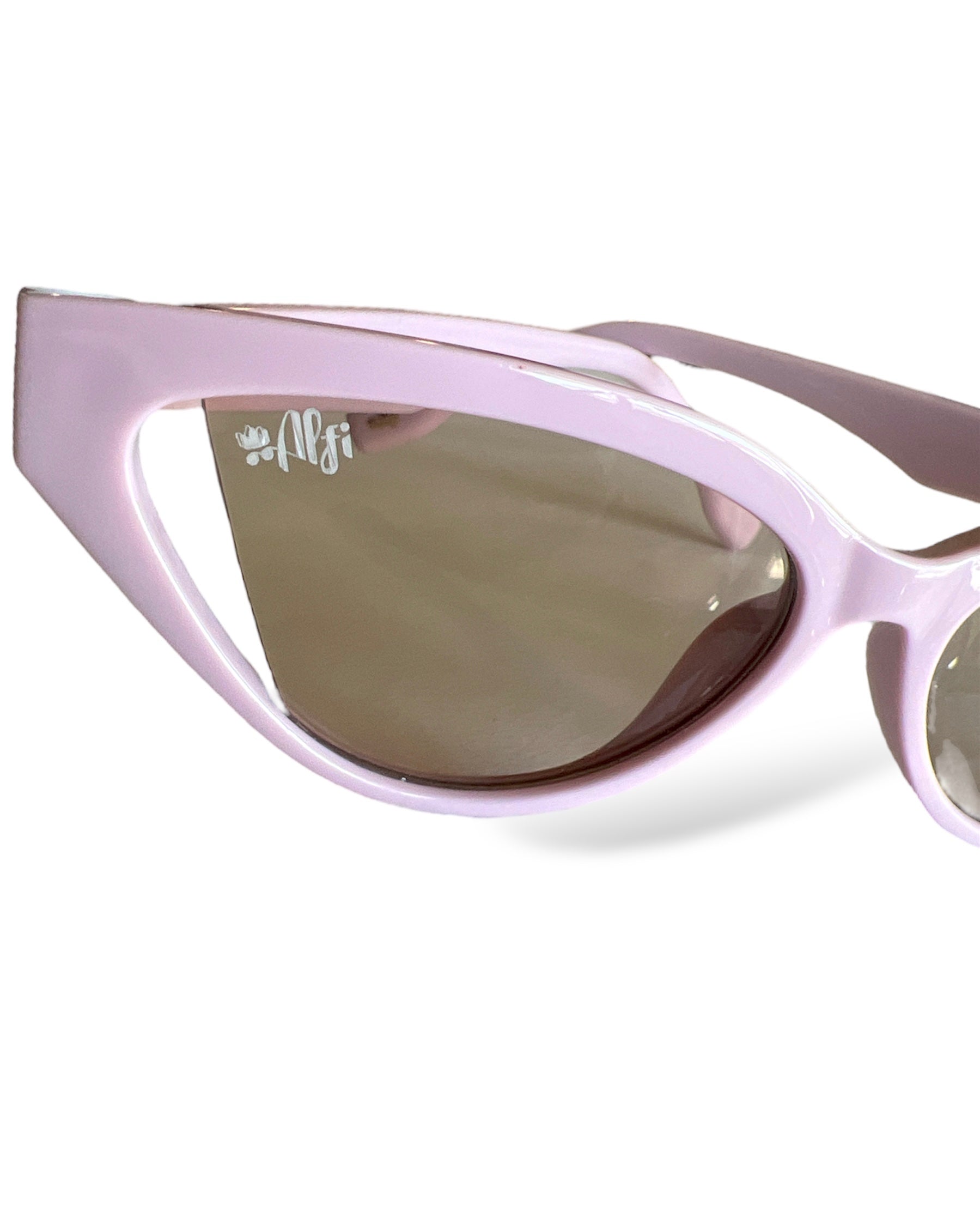 pink sunglasses